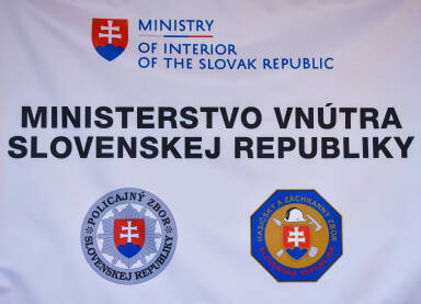 MUP Slovačka Ministarstvo unutrašnjih poslova Republike Slovačke. Slovačka policija.