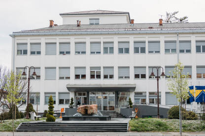 Vlada Brčko distrikta BiH Zgrada vlade Brčko distrikta BiH