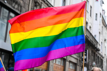 LGBTIQ zastava na Povorci ponosa LGBTIQ zastava na Povorci ponosa. Simbol LGBT zajednice.