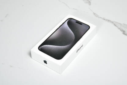 Kutija telefona Apple iPhone 15 Pro Kutija telefona Apple iPhone 15 Pro