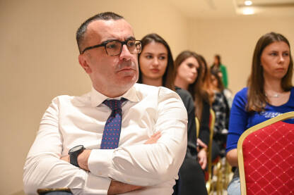 Srđan Blagovčanin, Transparency International Srđan Blagovčanin, Predsjedavajući upravnog odbora,
Transparency International u Bosni i Herzegovini