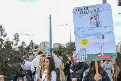 Studentske blokade. Studeti blokiraju ulicu u Beogradu. Blokada Autokomande 27.01.2025. Bunt studenata i građana nakon pada nadstrešnice u Novom Sadu.