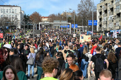 Beograd, Srbija: Studentski protesti. Beograd, Srbija, 27 januar 2025: Studentski protesti. Demonstracije. Veliki broj studenata sa transparentima na ulicama. Portesti nakon urušavanja betonske nadstrešnice u Novom Sadu.