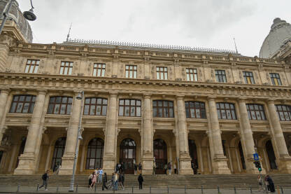 Zgrada u kojoj je smješten nacionalni muzej istorije Rumunije.