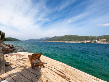 Pogled na more, Neum