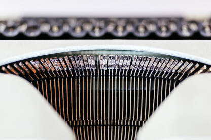 Detalji mašine za kucanje, sa slobodnim prostorom za tekst