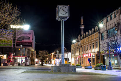 Kozarska Dubica centar Glavna ulica u Kozarskoj Dubici