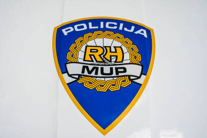 MUP RH Policija Republike Hrvatske. MUP RH. Policijsko vozilo.