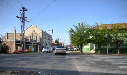 Bački Petrovac, Srbija: Zgrade i ulice u centru mjesta.