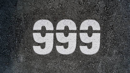Broj 999 na asfaltu