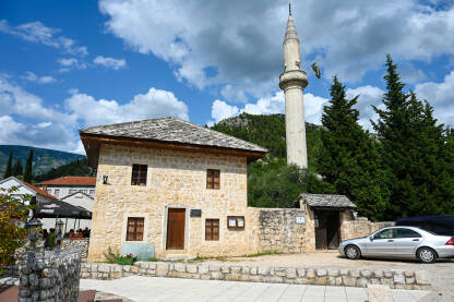 Sultan Selimova džamija, Stolac Stara kamena džamija i minaret. Stolac, Bosna i Hercegovina. Sultan Selimova džamija u centru grada.