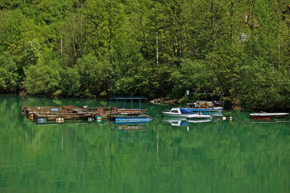 Ribnjaci na Grabovičkom jezeru nakon poplava 2024.godine.