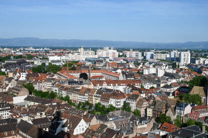 Strasbourg, Francuska Strasbourg, Francuska: Panoramski pogled na centar grada. Katedrala