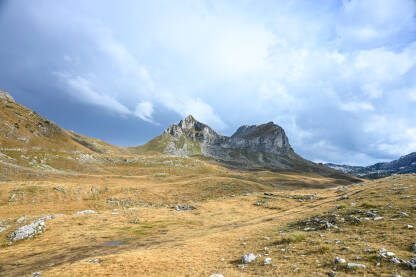 Sedlena greda ili Sedlo bogova, planinski vrh u obliku sedla smješten u Nacionalnom parku Durmitor, blizu Žabljaka na sjeveru Crne Gore.