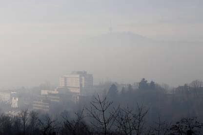 Porodilište i pedijatrija Jezero u smogu Smog u Sarajevu, KCUS porodilište i pedijatrija u smogu
