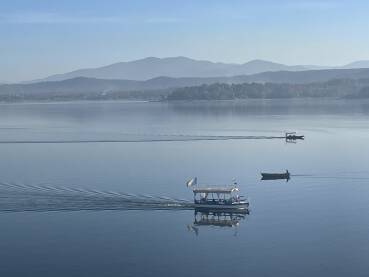 Jezero Modrac Jezero Modrac pored Lukavca