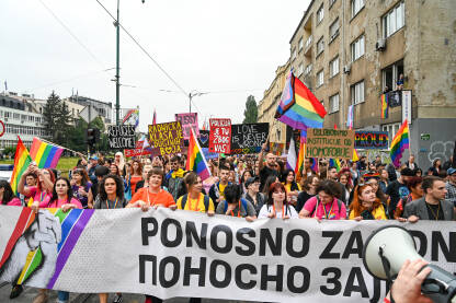 Povorka ponosa u Sarajevu Sarajevo, Bosna i Hercegovina, 24. juna 2023.: Povorka ponosa na ulicama glavnog grada BiH. Protestna šetnja. LGBTIQ Pride.