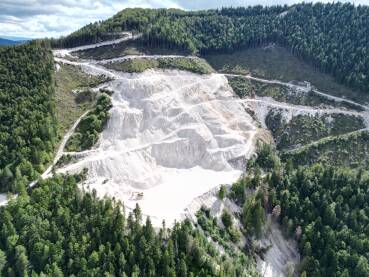 Preduzeće "BH Magnezij & Minerali", koje kontrolira njemačka kompanija "Magnesium for Europe", planira izgradnju i puštanje u rad kompleksa za proizvodnju magnezija na području Kupresa.