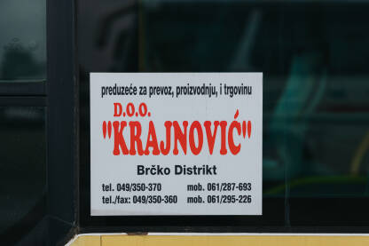 Autoprevoznik Krajnović Natpis na autobusu autoprevoznika iz Brčkog, doo Krajnović