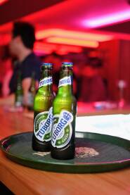 Tuborg pivo u klubu.