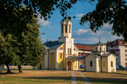 Crkva Uspenja Presvete Bogorodice, Pale Crkva Uspenja Presvete Bogorodice (1909) jedan je od najstarijih pravoslavnih hramova na području Sarajevsko-romanijske regije. Projektant crkve bio je slikar Lazar Drljača.