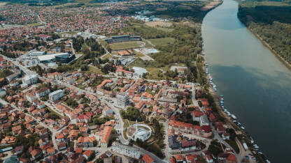 Brčko iz ptičije perspektive Grad Brčko iz ptičije perspektive