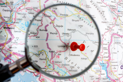 Ljubinje Ljubinje - zakačen grad na mapi pogled kroz lupu
