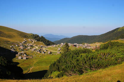 Planina Vranica Planina Vranica u centralnom dijelu Bosne i Hercegovine.