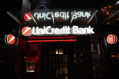 Unicredit banka Logo Unicredit banke. Bankarstvo.