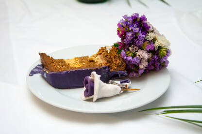 Komad torte Komad torte vjencane