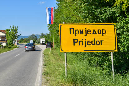 Prijedor Tabla sa natpisom Prijedor. Republika Srpska, Bosna i Hercegovina.