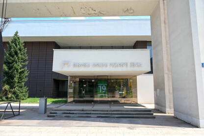 Bosansko narodno pozorište Zenica Bosansko narodno pozorište Zenica. Zgrada BNP Zenica.