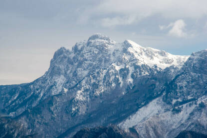 Planina Čvrsnica Planina Čvrsnica pod snijegom.