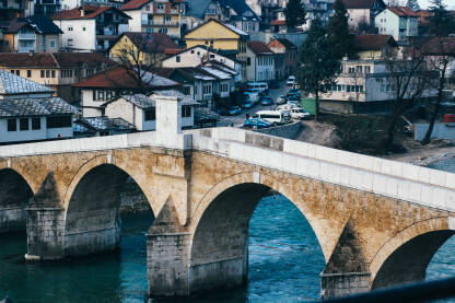 Stari most, Konjic Stari most u Konjicu uslikan u zimskom ambijentu.