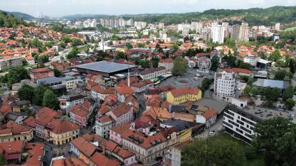 Grad Tuzla Centar grada Tuzla iz zraka
