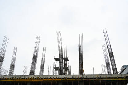 Čelična armature. Armatura i beton. Izgradnja zgrade. Čelična armature. Armatura i beton. Izgradnja zgrade. Gradilište. Arhitektura.
