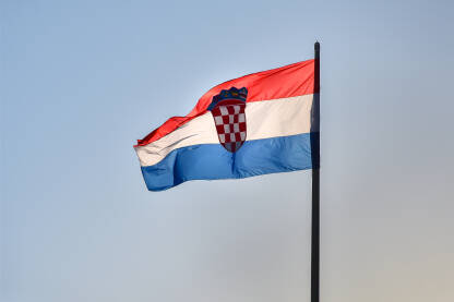 Zastava Hrvatske Zastava Hrvatske se viori na vjetru