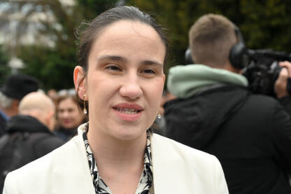 Benjamina Karić Benjamina Karić, gradonačelnica Sarajeva od 2021. godine i članica Socijaldemokratske partije.