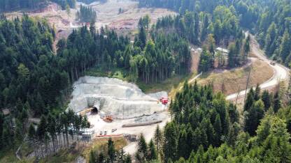 Rudnik na Rupicama, Vareš Rudnik britanske kompanije „Adriatic Metals“ na Rupicama, općina Vareš.