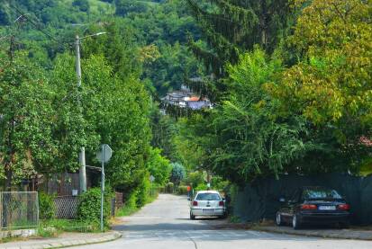 Pionirska ulica, Banjaluka Ulaz u Pionirsku ulicu, naselje Mejdan.Banja Luka.