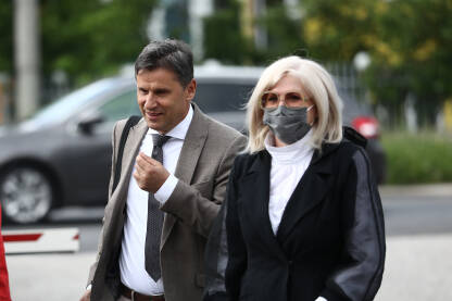 Fadil Novalic U Sudu Bosne i Hercegovine održava se suđenje premijeru Federacije BiH Fadilu Novaliću u vezi sa aferom respiratori.