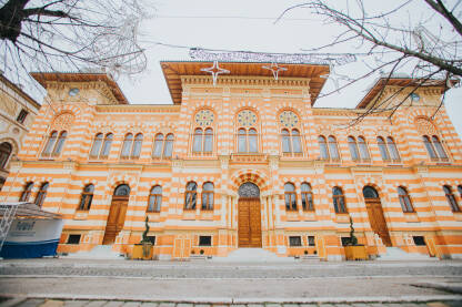 Vijećnica Brčko Gradska vijećnica u Brčkom sagrađena je 1892. godine prema idejnom projektu arhitekta Aleksandra Viteka te je starija u Vijećnice u Sarajevu.