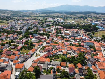 Livno Livno, BiH, panoramski snimak. Grad Livno i Livanjsko polje, snimak dronom.