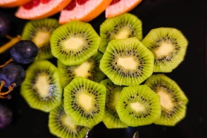 Kivi. Svježe voće.