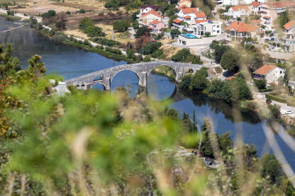 Arslanagića most, Trebinje Arslanagića most na rijeci Trebišnjici, prema spisima u dubrovačkoj arhivi, počeo je da se pravi 1568. godine. Most podigao je Mehmed Paša Sokolović